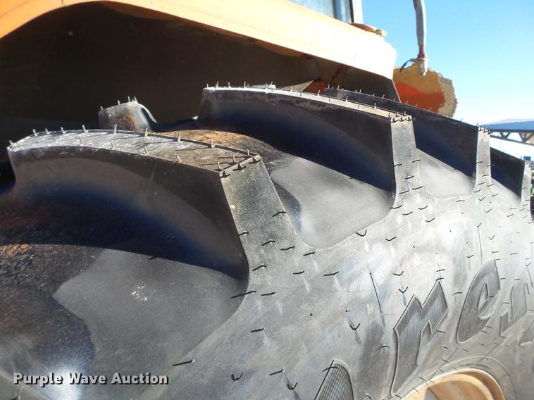 image for item BJ9874 Kubota M110 tractor