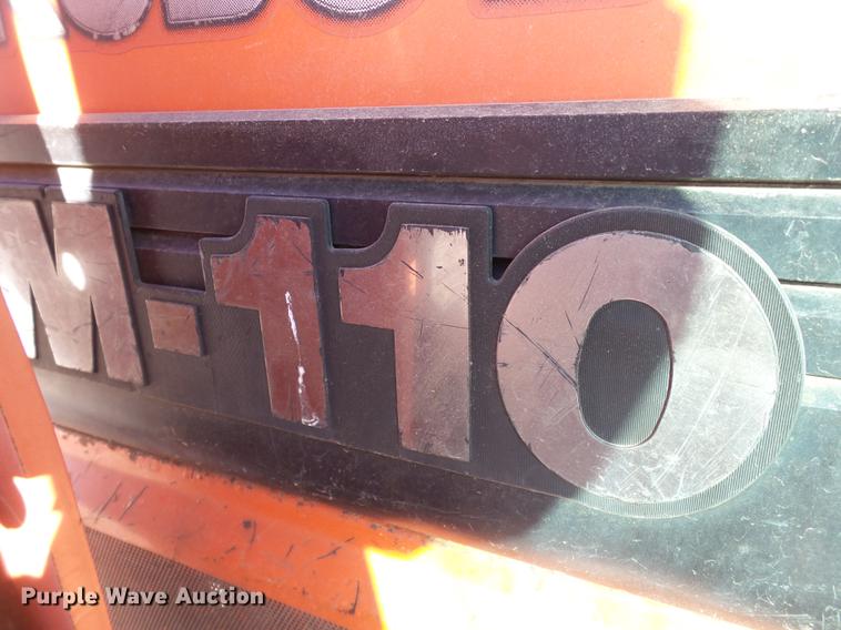 image for item BJ9874 Kubota M110 tractor