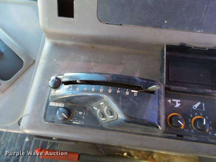 image for item BJ9874 Kubota M110 tractor