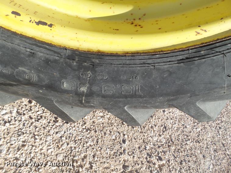 image for item BJ9875 1999 John Deere 5310 tractor