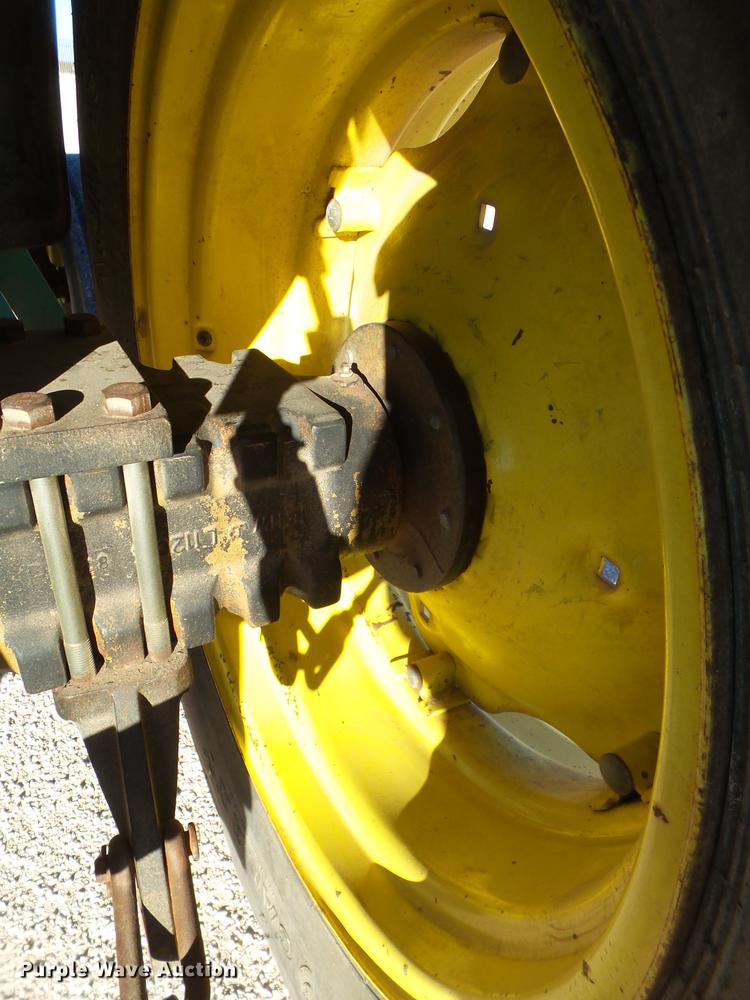 image for item BJ9875 1999 John Deere 5310 tractor