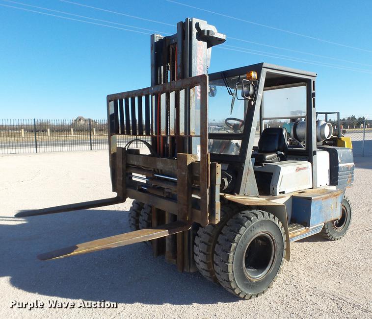 image for item BJ9876 Komatsu FG40T rough terrain forklift