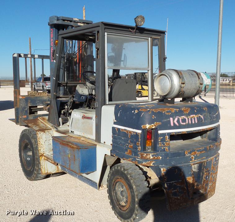 image for item BJ9876 Komatsu FG40T rough terrain forklift