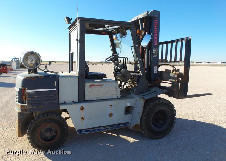 image for item BJ9876 Komatsu FG40T rough terrain forklift