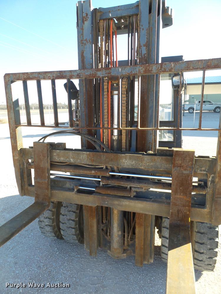 image for item BJ9876 Komatsu FG40T rough terrain forklift