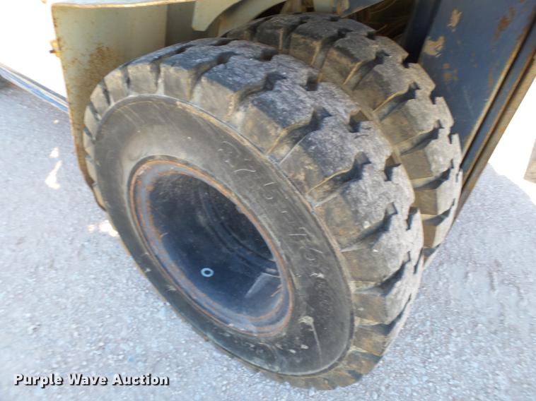 image for item BJ9876 Komatsu FG40T rough terrain forklift