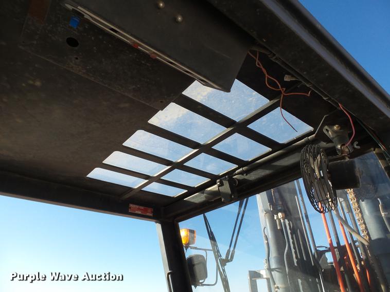 image for item BJ9876 Komatsu FG40T rough terrain forklift