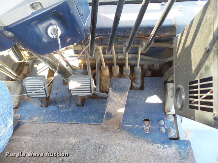 image for item BJ9876 Komatsu FG40T rough terrain forklift