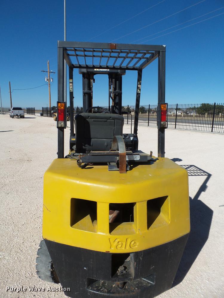 image for item BJ9877 Yale forklift
