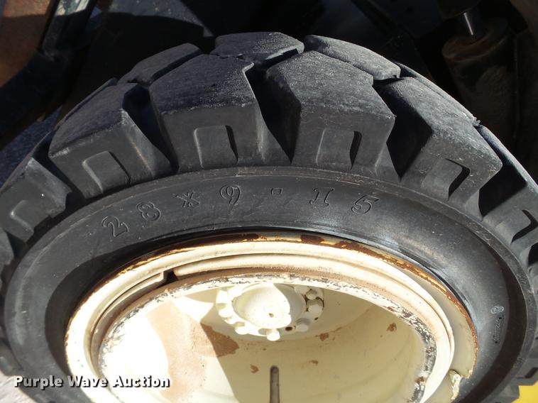 image for item BJ9877 Yale forklift