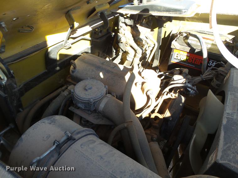 image for item BJ9877 Yale forklift