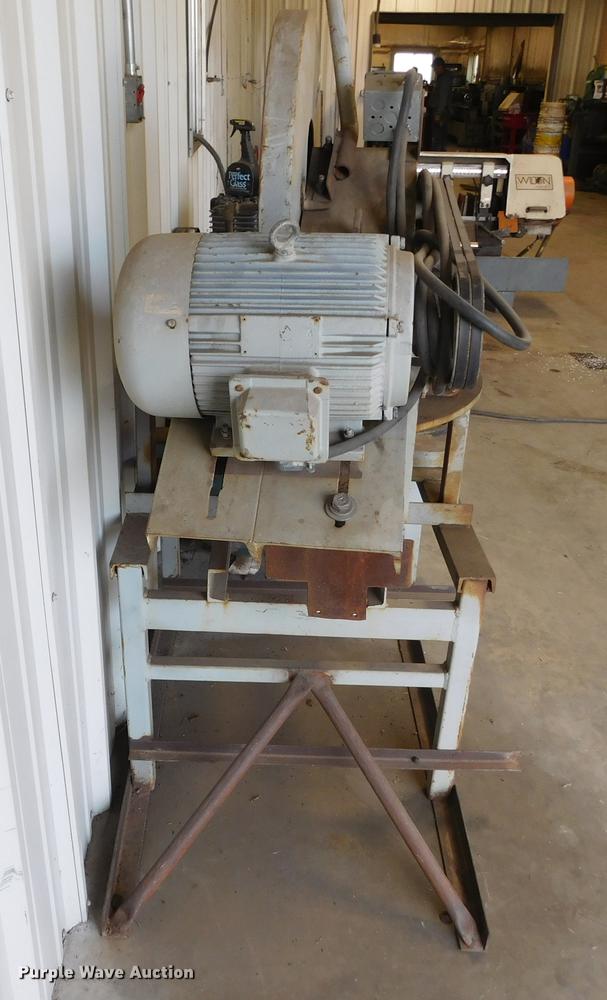 image for item BU9543 Metal chop saw