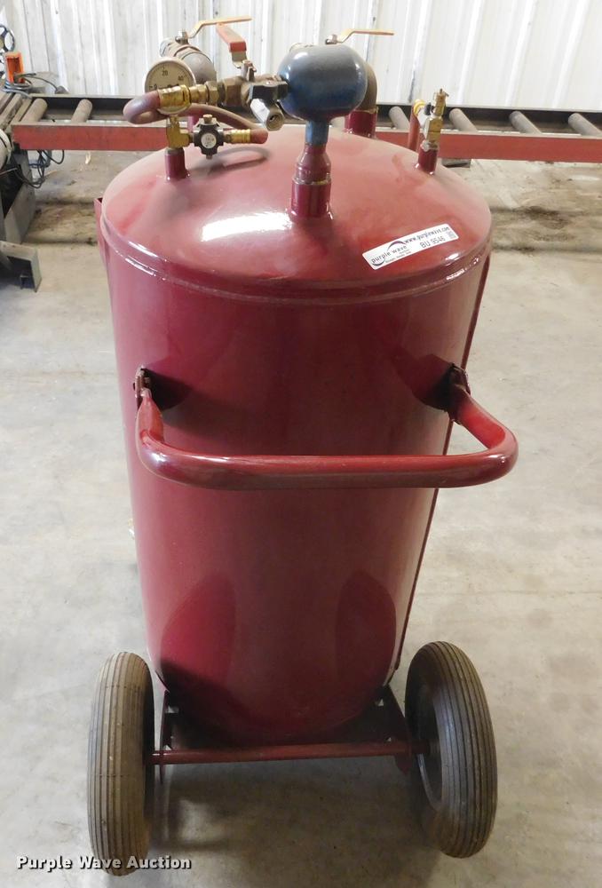 image for item BU9546 EZ Vac oil reclaimer