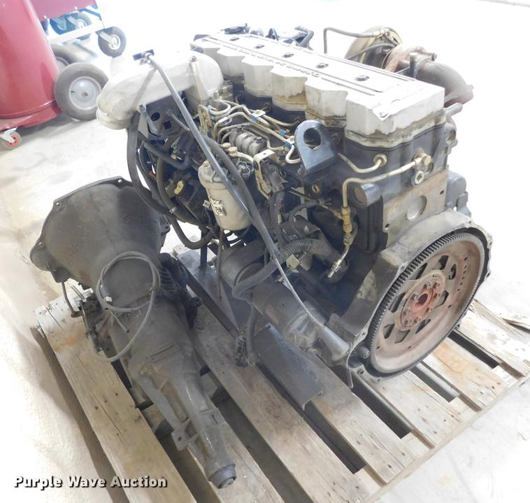 image for item BU9547 Cummins 5.9L L6 24V turbo diesel engine