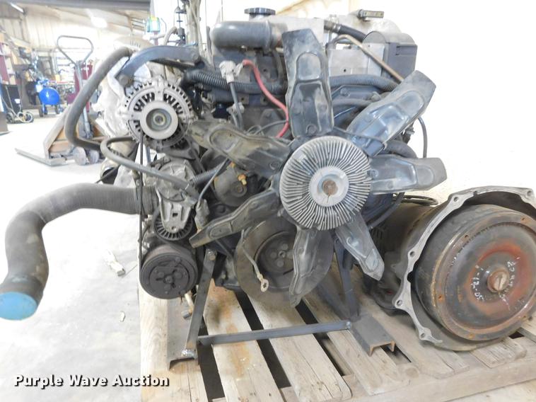 image for item BU9547 Cummins 5.9L L6 24V turbo diesel engine