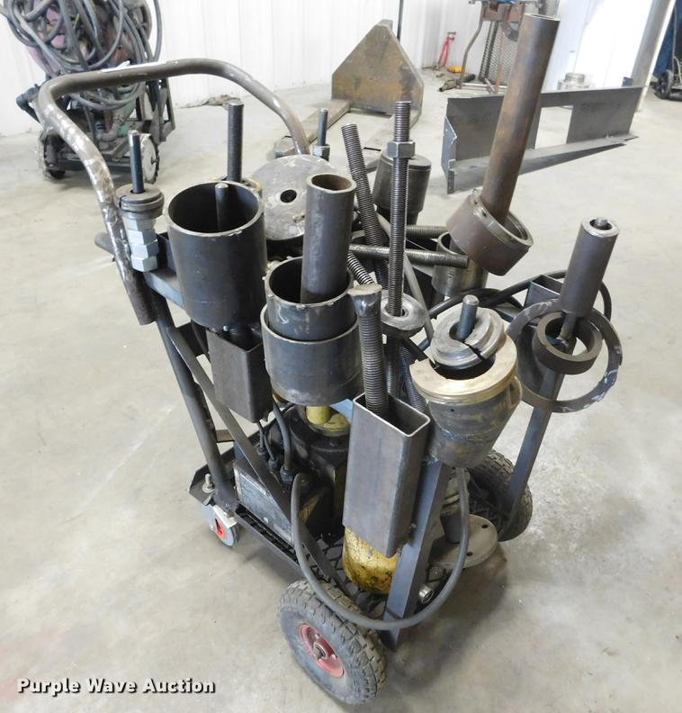 image for item BU9550 Enerpac C6K1.7EZ8E Series 3000 hydraulic power pack