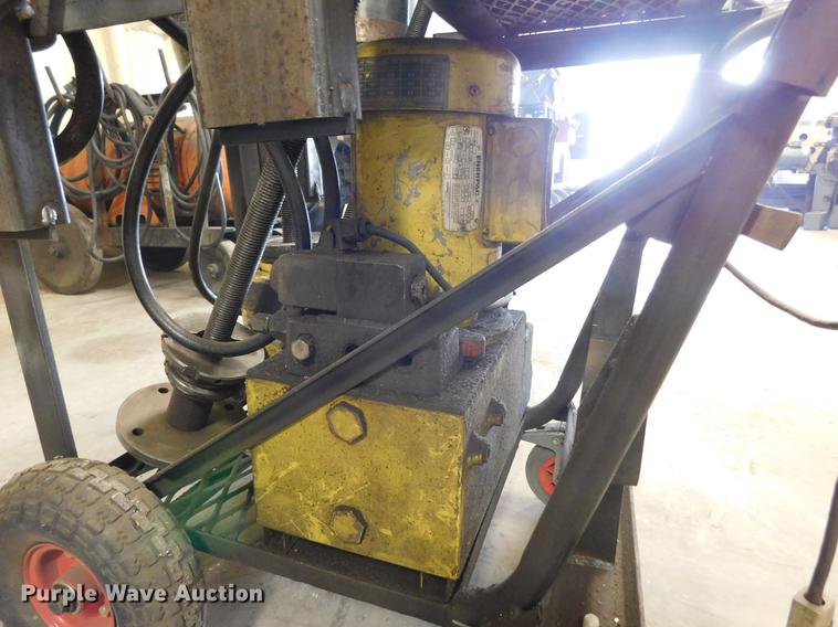 image for item BU9550 Enerpac C6K1.7EZ8E Series 3000 hydraulic power pack