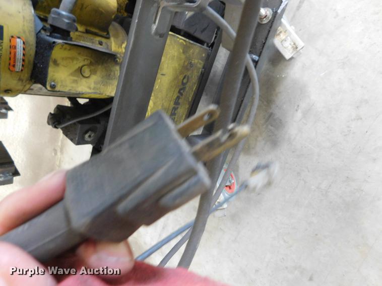 image for item BU9550 Enerpac C6K1.7EZ8E Series 3000 hydraulic power pack