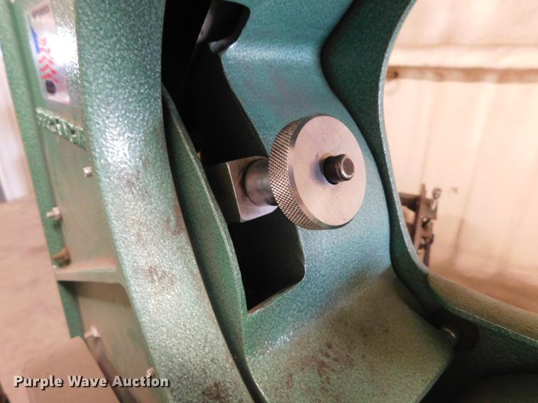 image for item BU9551 Burr King 760 belt sander