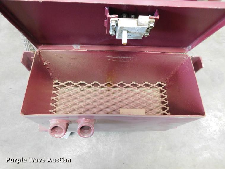 image for item BU9556 EZ Oil Vac oil reclaimer