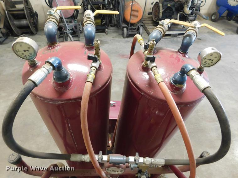 image for item BU9556 EZ Oil Vac oil reclaimer