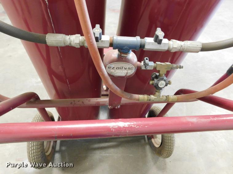 image for item BU9556 EZ Oil Vac oil reclaimer