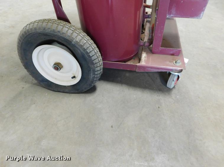 image for item BU9556 EZ Oil Vac oil reclaimer