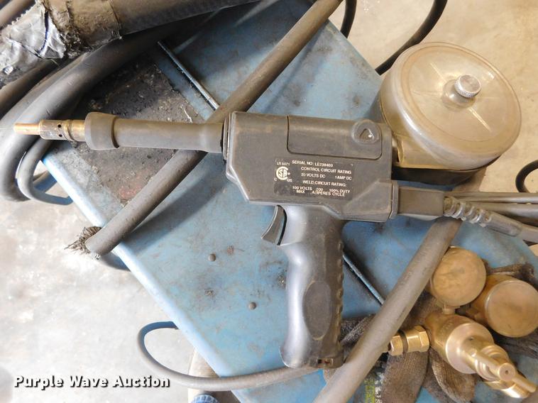 image for item BU9560 Miller Millermatic 300 welder