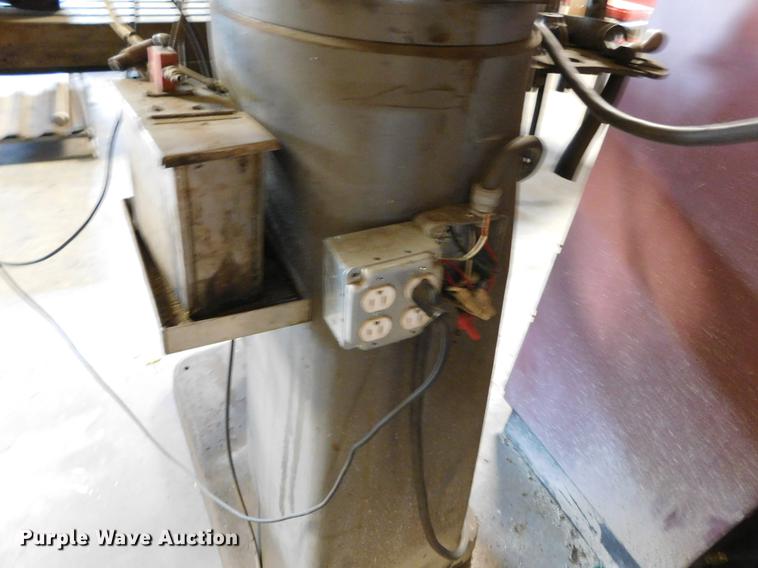 image for item BU9563 Bridgeport milling machine