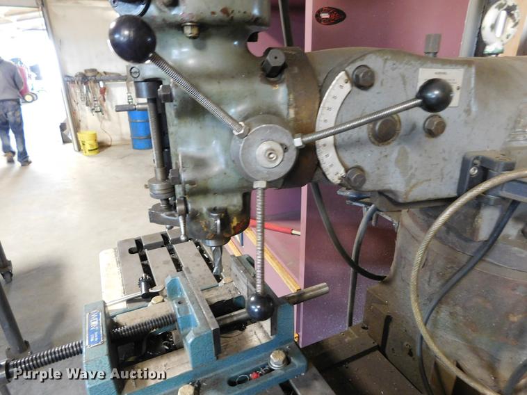 image for item BU9563 Bridgeport milling machine