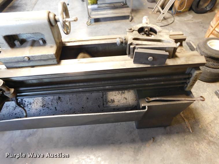 image for item BU9564 LeBlond Regal CW149 lathe