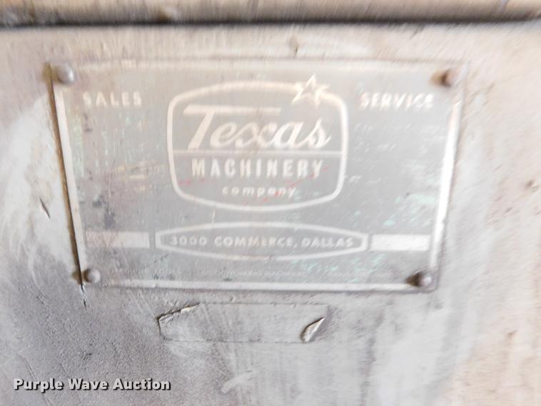 image for item BU9565 Index 745 milling machine