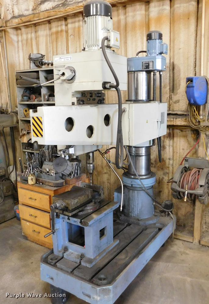image for item BU9566 2015 KBC 23032X10 radial drill