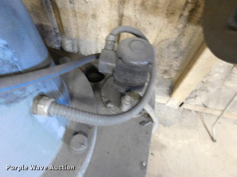 image for item BU9566 2015 KBC 23032X10 radial drill