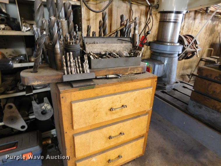 image for item BU9566 2015 KBC 23032X10 radial drill