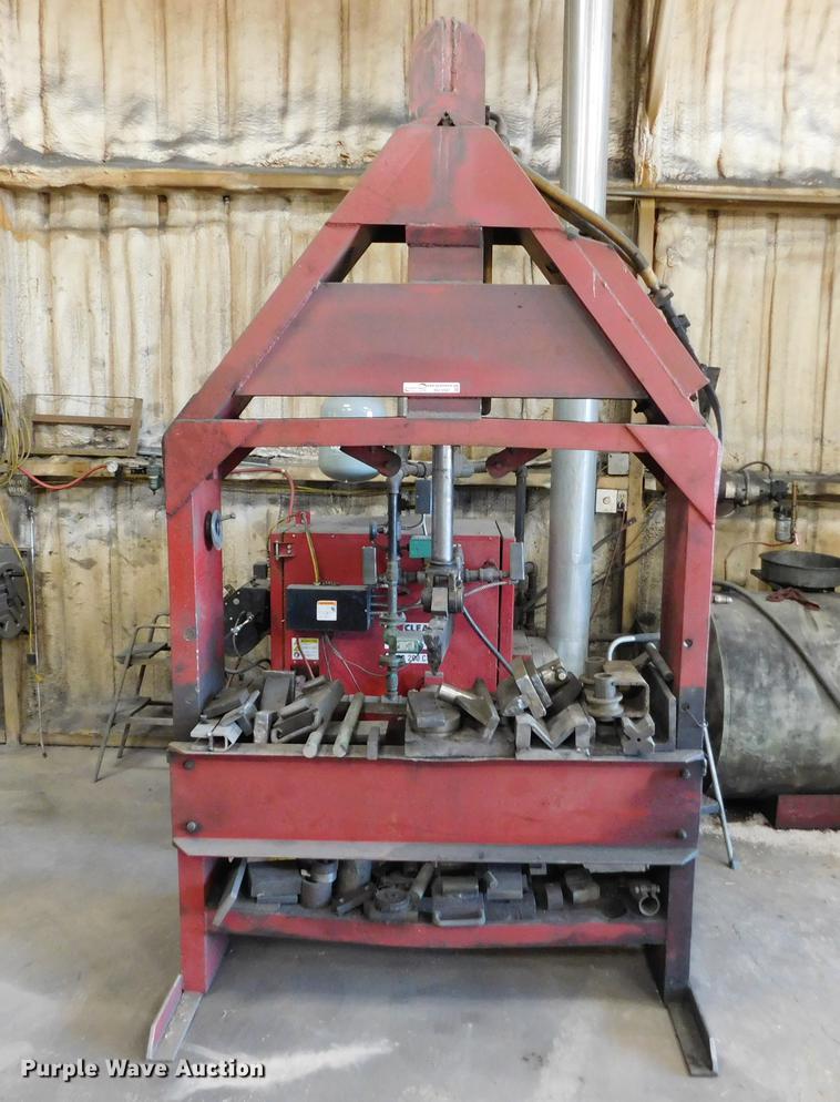 image for item BU9567 Hydraulic press