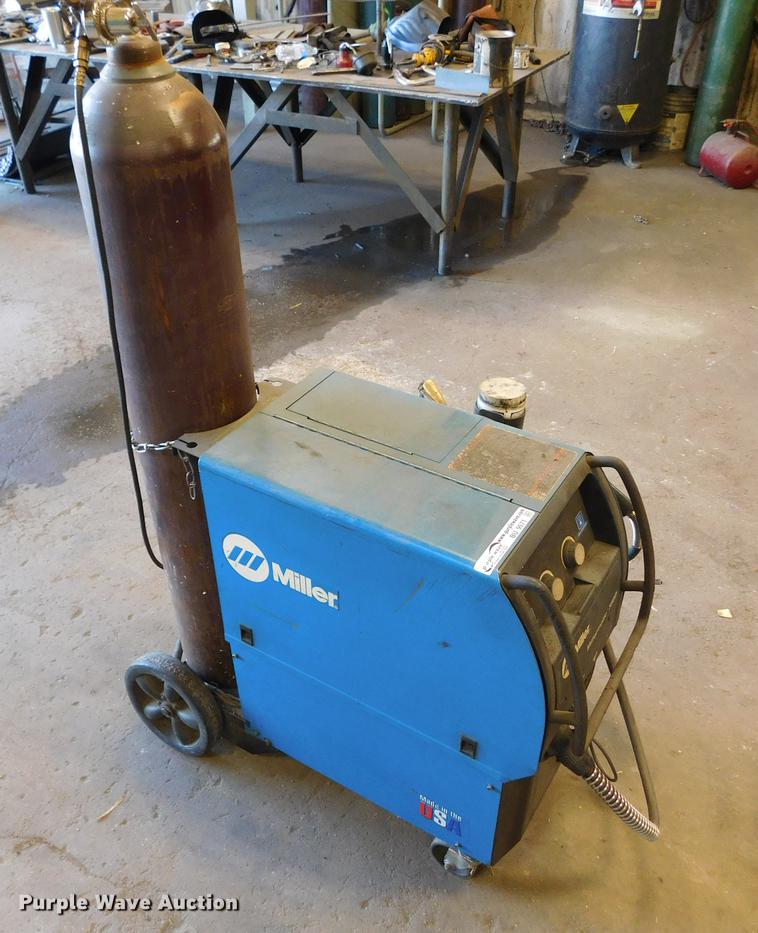 image for item BU9571 Miller Millermatic 350P wire feed welder