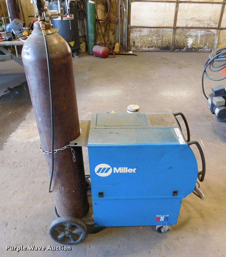 image for item BU9571 Miller Millermatic 350P wire feed welder