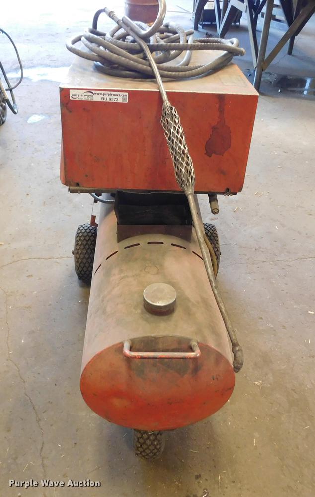 image for item BU9572 Alkota 2120 pressure washer