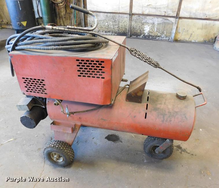 image for item BU9572 Alkota 2120 pressure washer