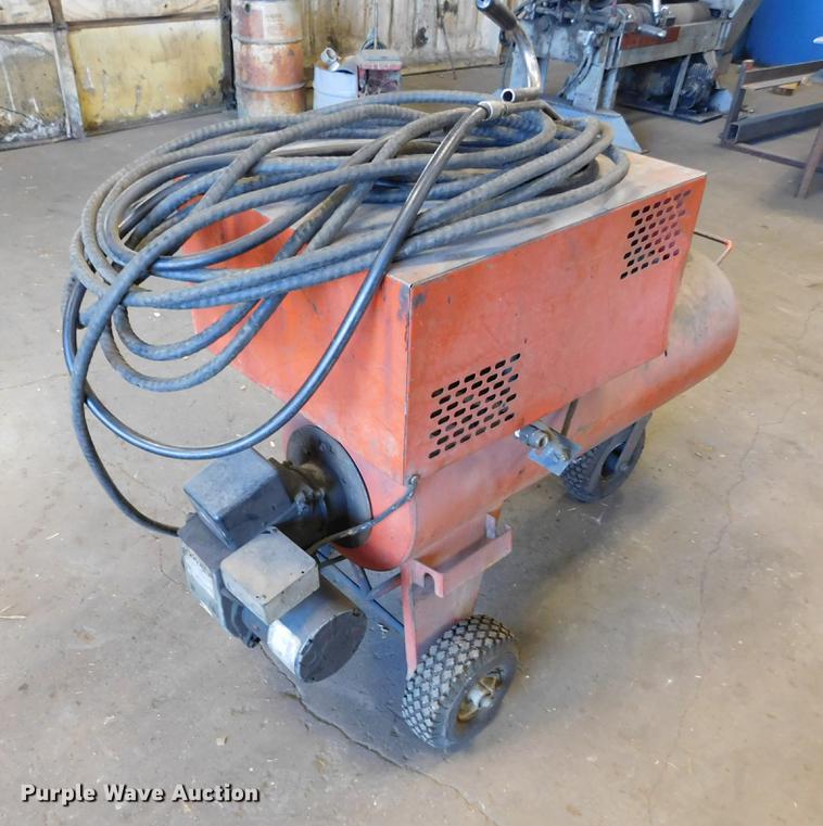 image for item BU9572 Alkota 2120 pressure washer