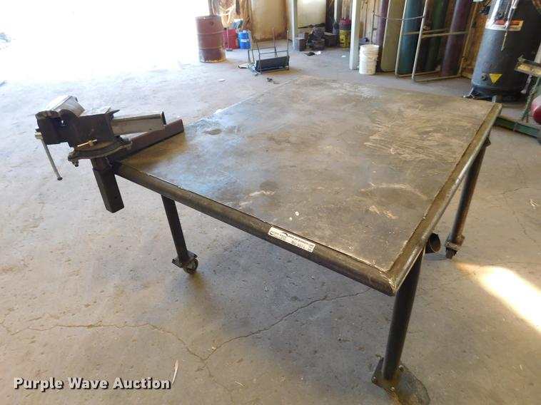 image for item BU9573 Welding table