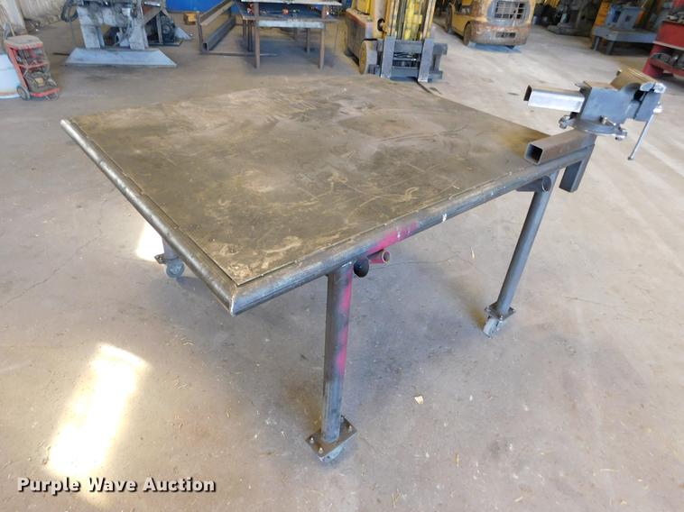 image for item BU9573 Welding table