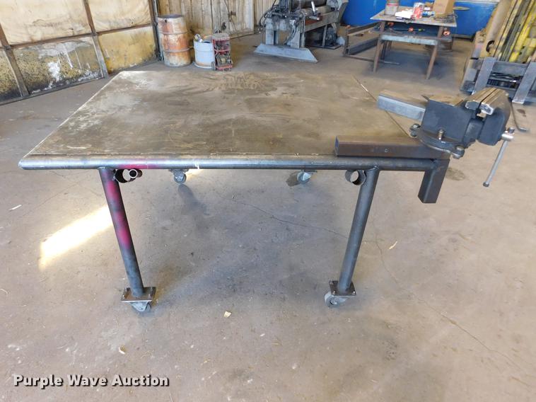image for item BU9573 Welding table
