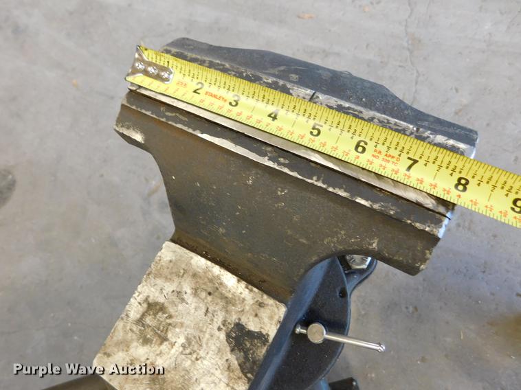 image for item BU9573 Welding table