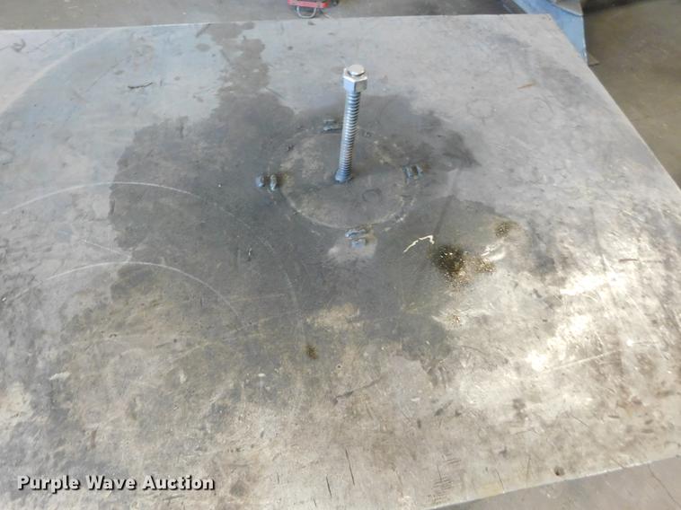 image for item BU9574 Welding table