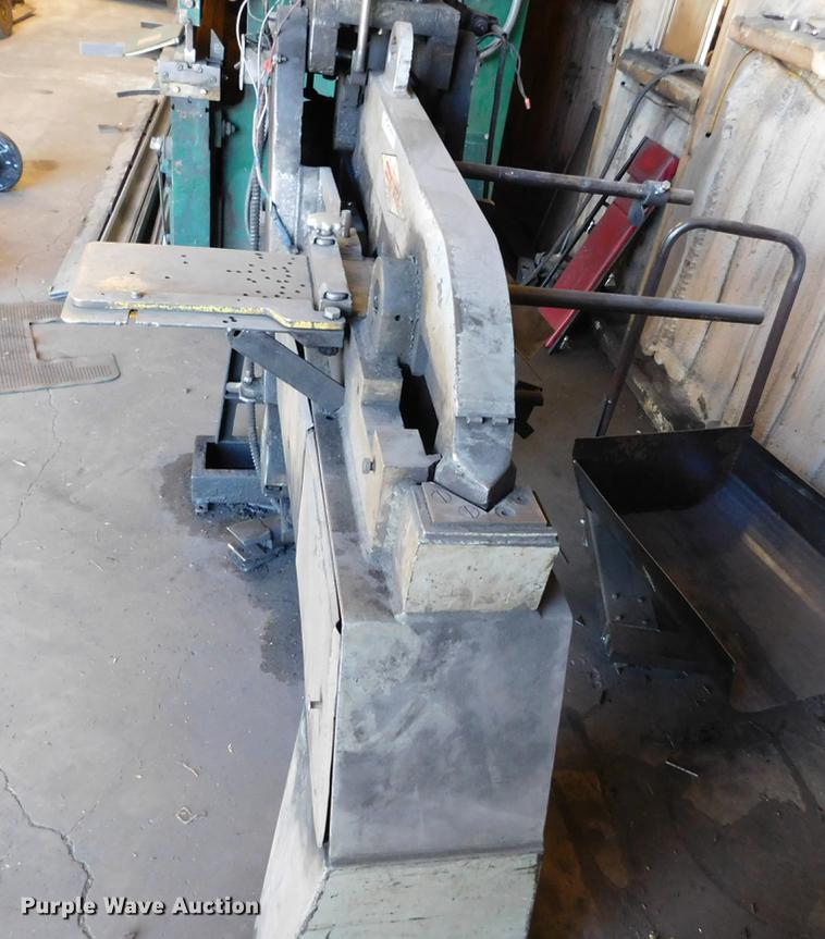 image for item BU9575 Center GB-50 metal muncher