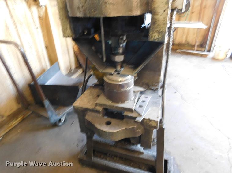 image for item BU9575 Center GB-50 metal muncher