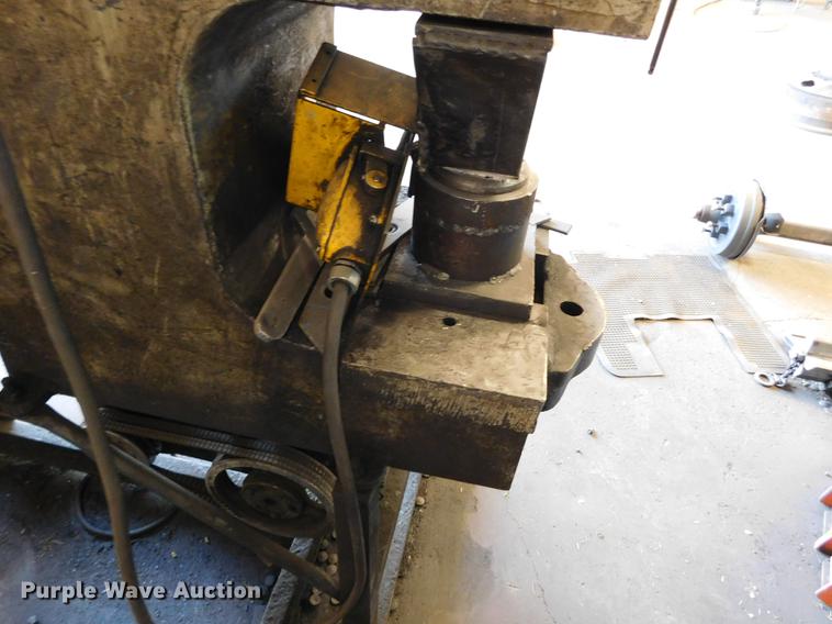 image for item BU9575 Center GB-50 metal muncher