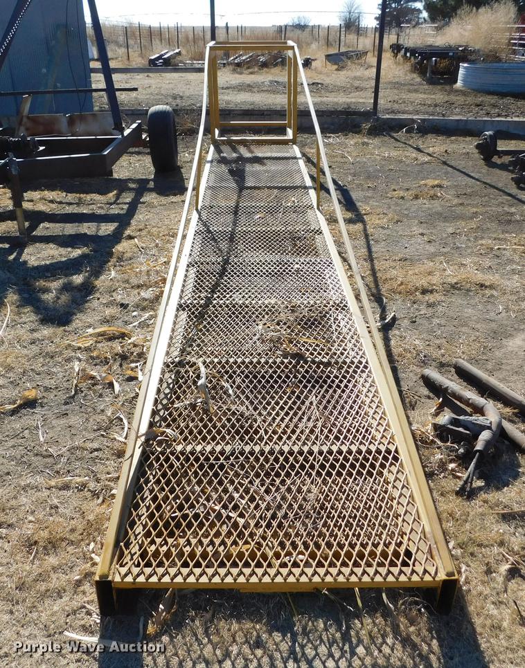 image for item BU9580 Forklift mount side scaffolding